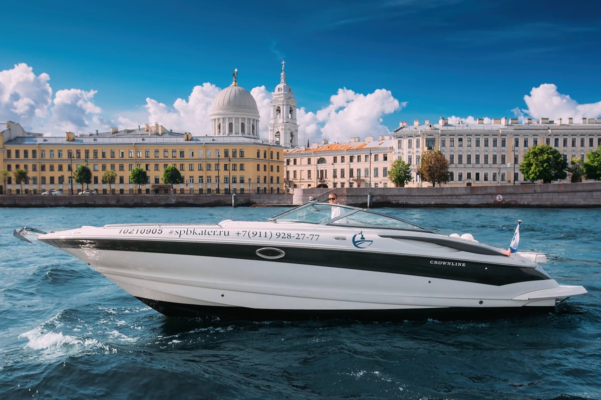 Crownline 320 / Кролик