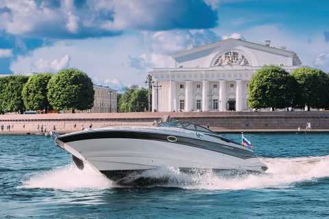 Crownline 320 / Кролик