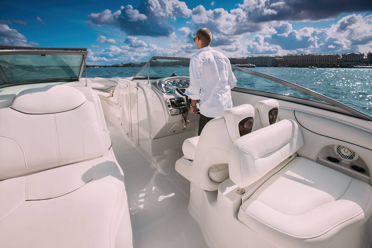 Crownline 320 / Кролик