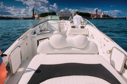 Crownline 320 / Кролик