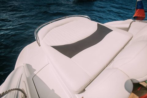 Crownline 320 / Кролик