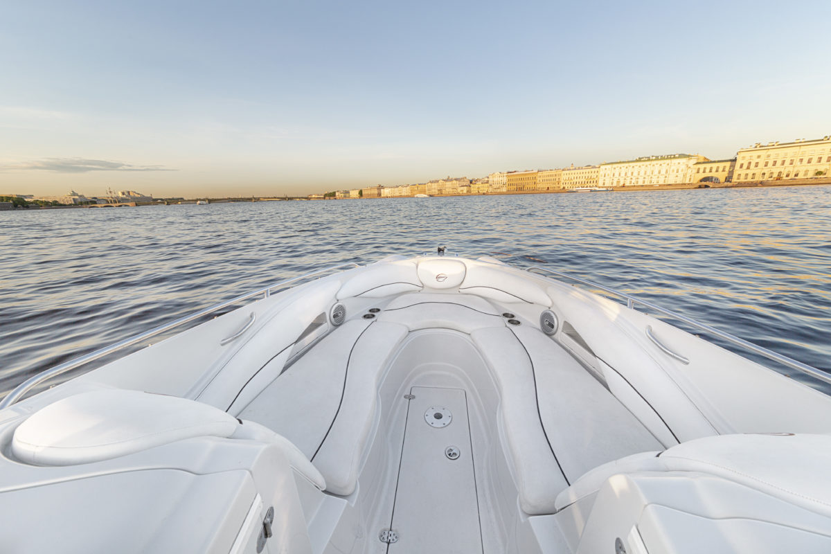 Crownline 320 / Кролик