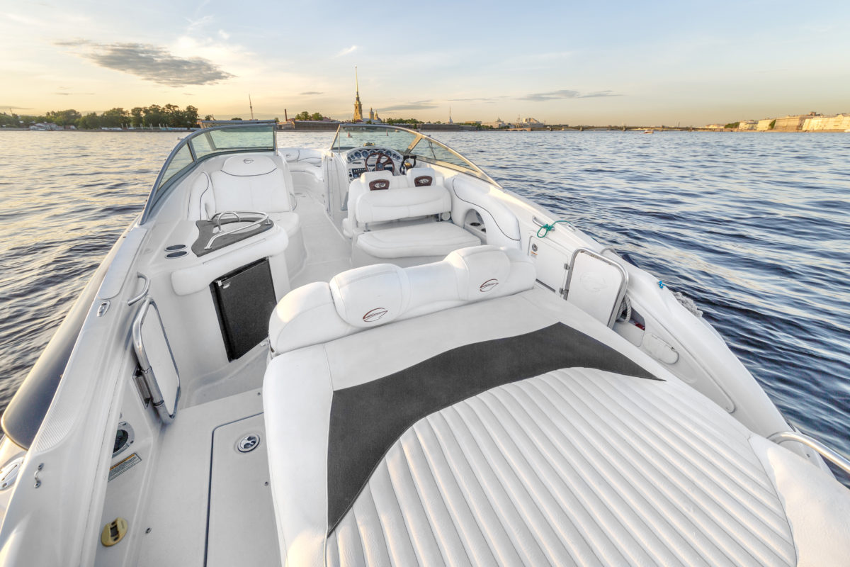 Crownline 320 / Кролик