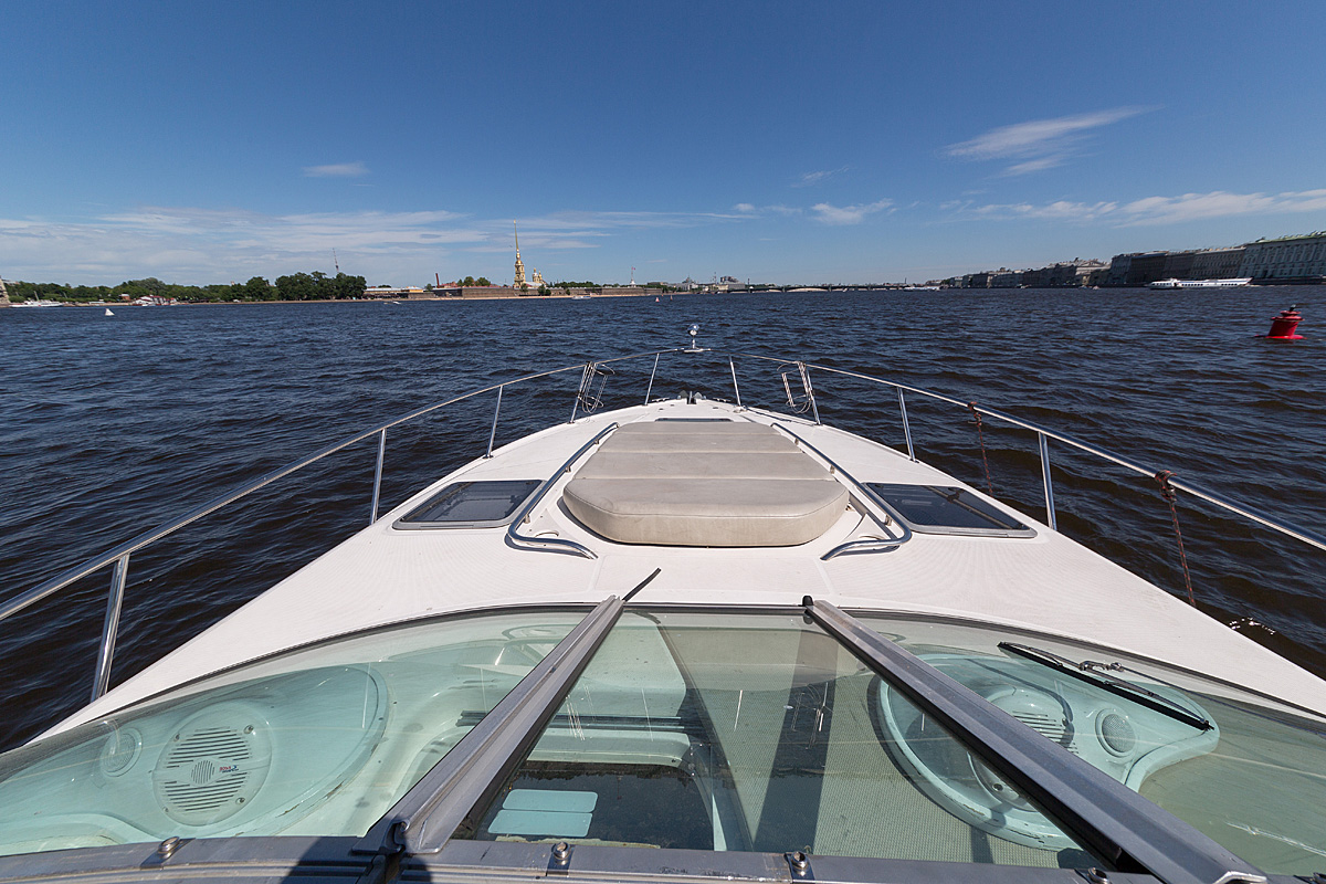 Chaparral 330