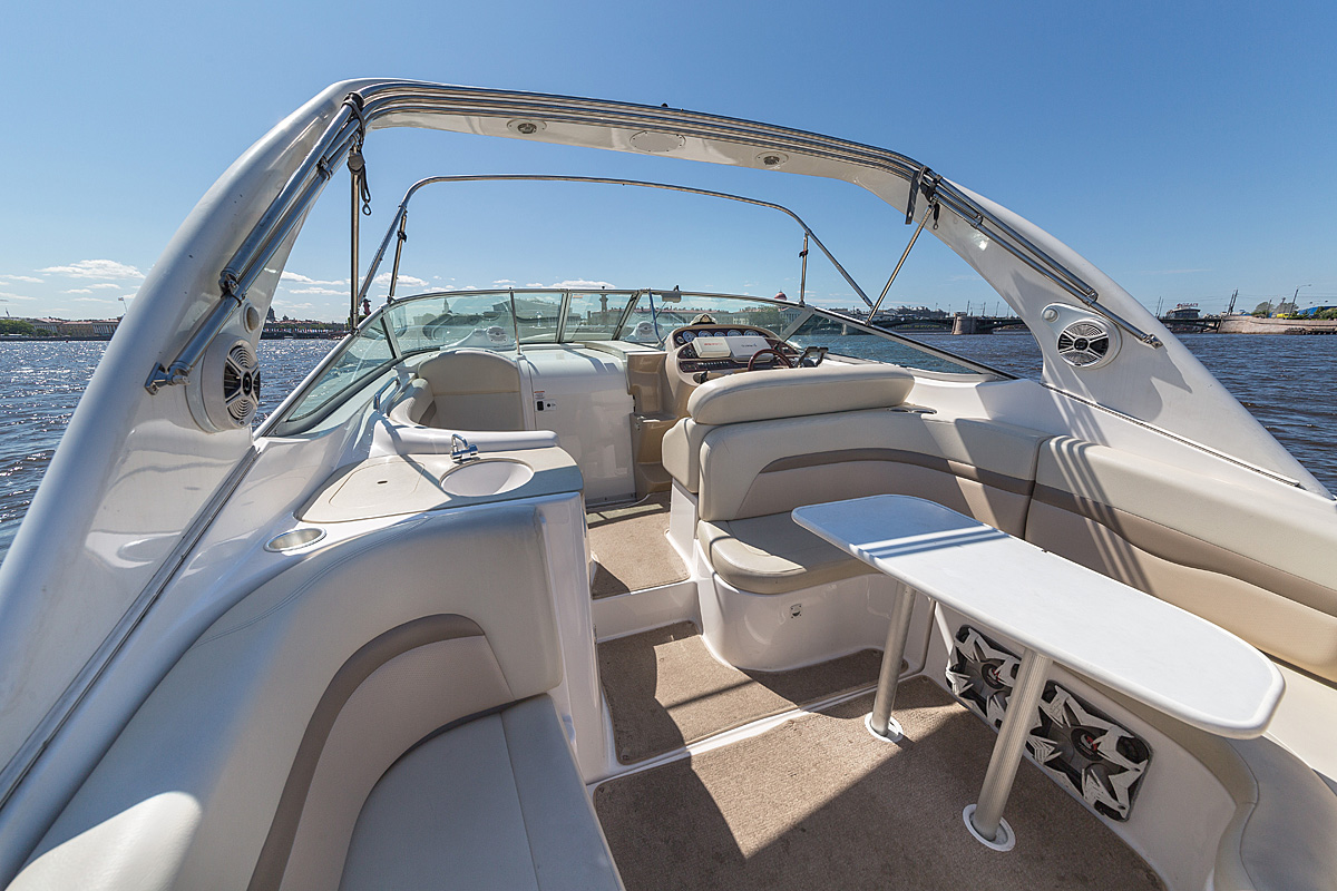 Chaparral 330
