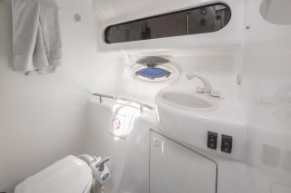 Bayliner 305 / Дыхание Ветра