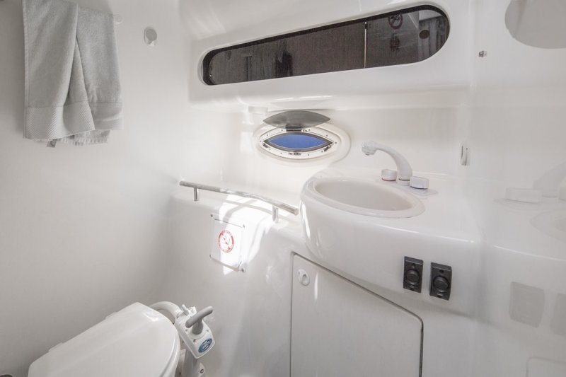Bayliner 305 / Дыхание Ветра
