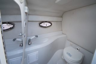 Crownline 320 / Кролик