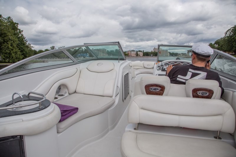 Crownline 320 / Кролик