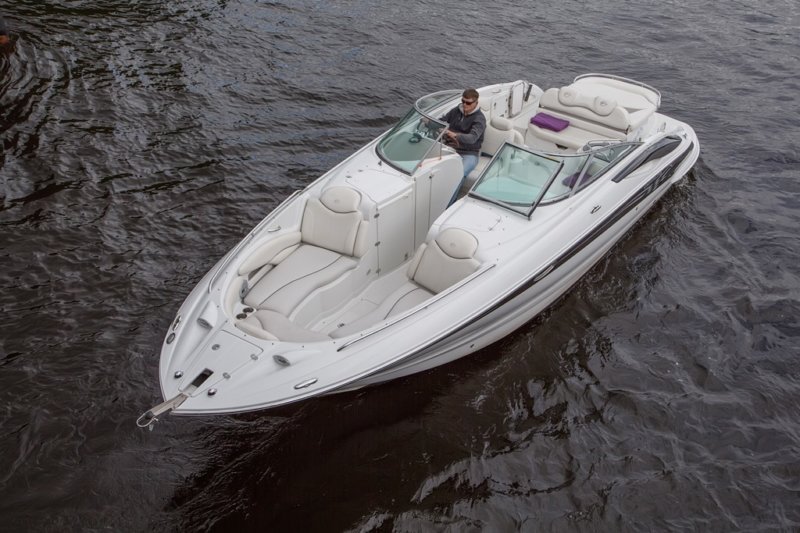 Crownline 320 / Кролик