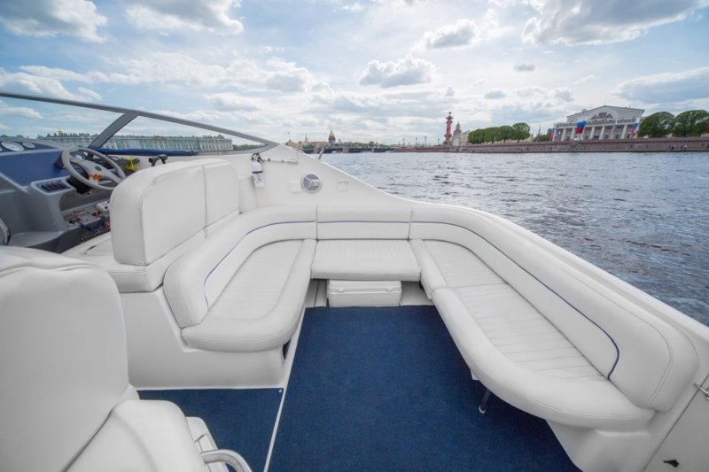 Bayliner 305 / Дыхание Ветра