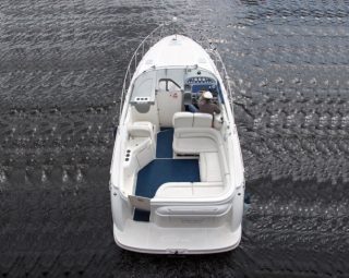 Bayliner 305 / Дыхание Ветра