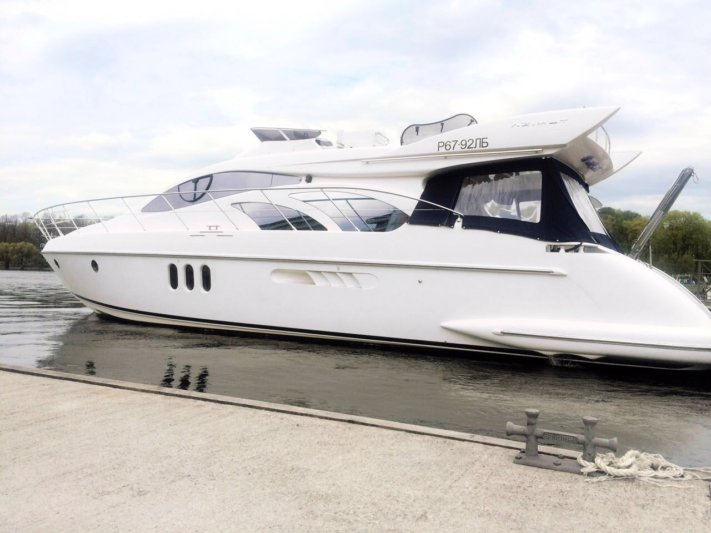 Azimut 55