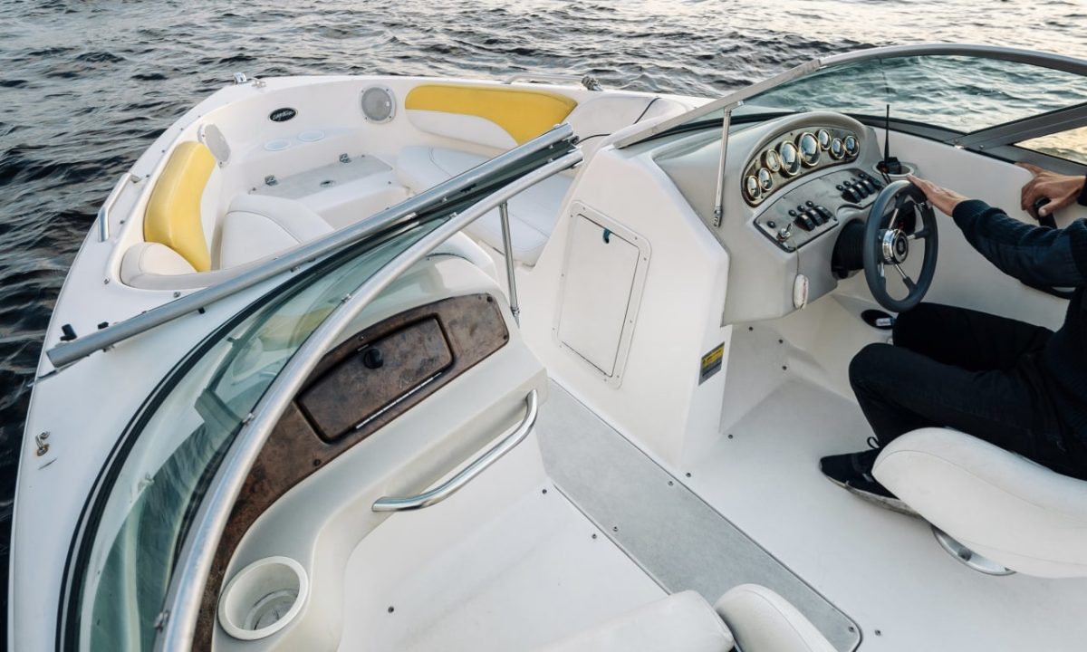 Rinker 212 / Ринкер