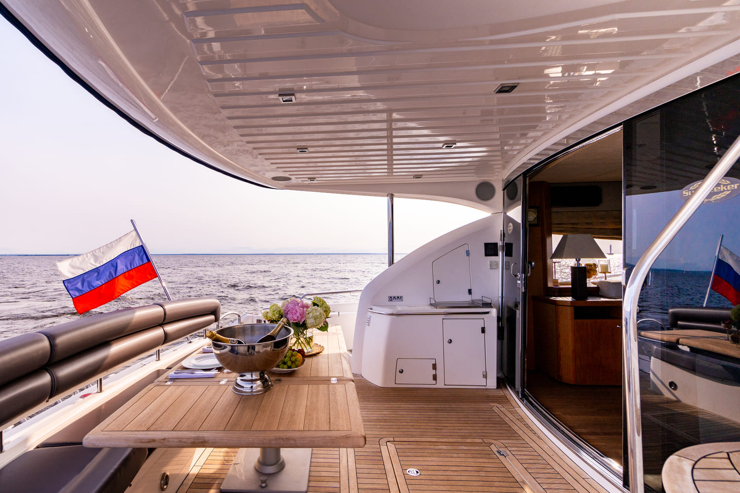 Sunseeker 70 Pallada / Сансикер 70 Паллада