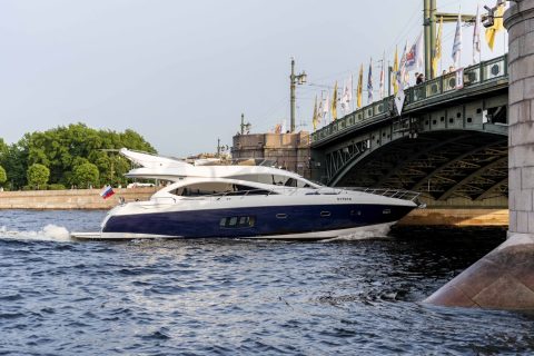 Sunseeker 70 Pallada / Сансикер 70 Паллада