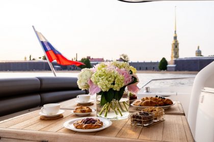 Sunseeker 70 Pallada / Сансикер 70 Паллада