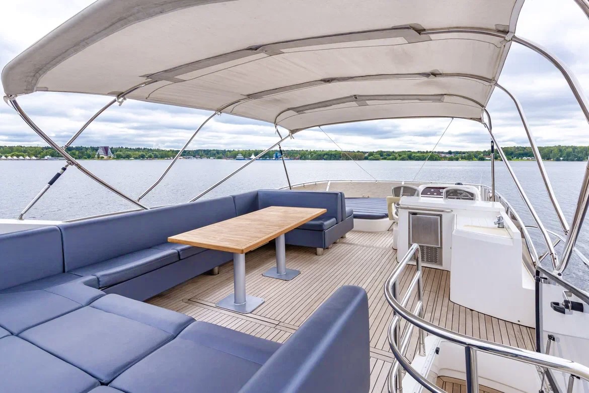 Sunseeker 70 Pallada / Сансикер 70 Паллада