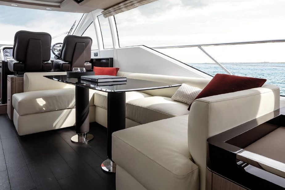 Azimut 66