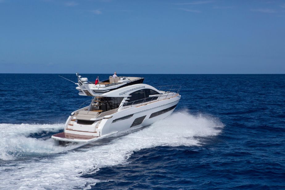 Fairline Squadron
