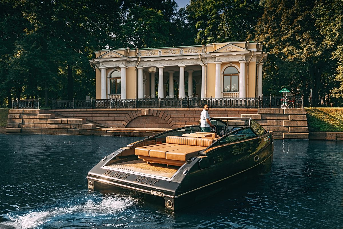 Velvette 33 Black Boat / Блэк Боат