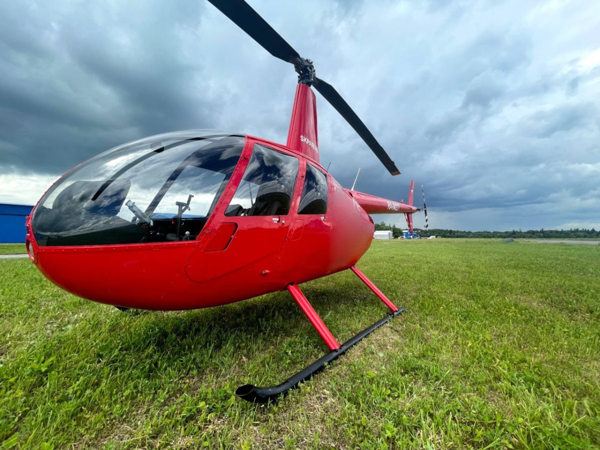 Аренда вертолета Robinson R44 в Санкт-Петербурге