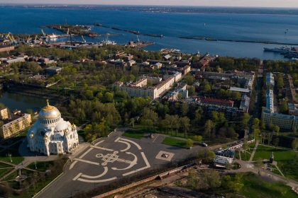 Санкт-Петербург — Кронштадт