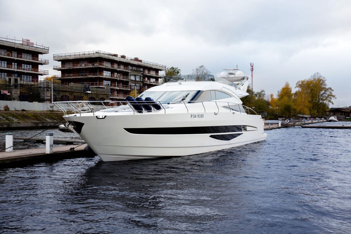 Galeon 64 / Галеон 64