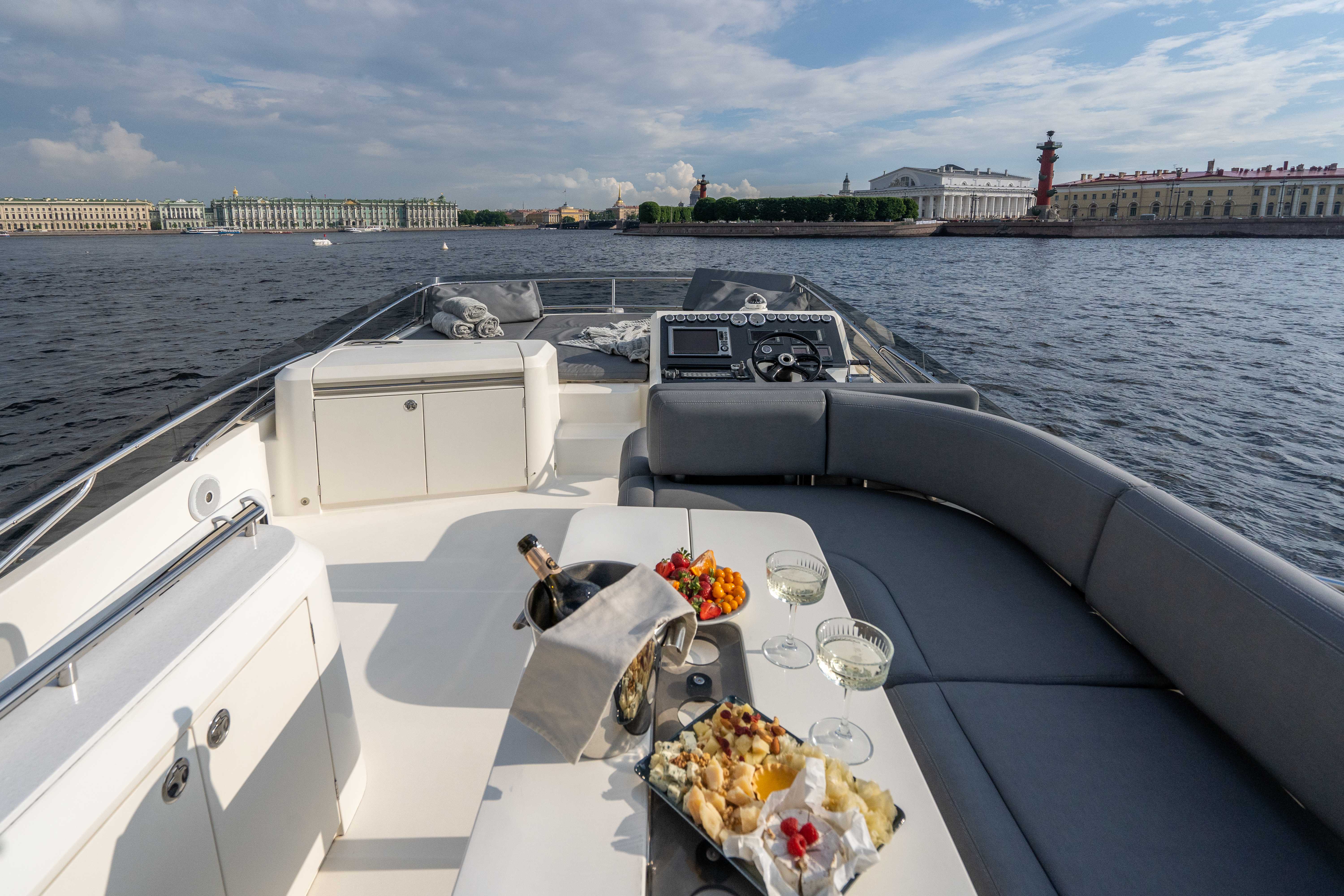 Galeon 64 / Галеон 64