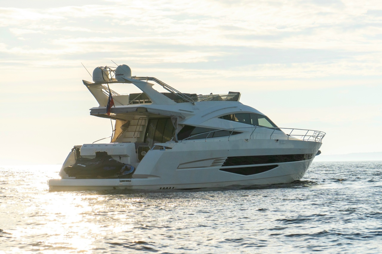 Galeon 64 / Галеон 64