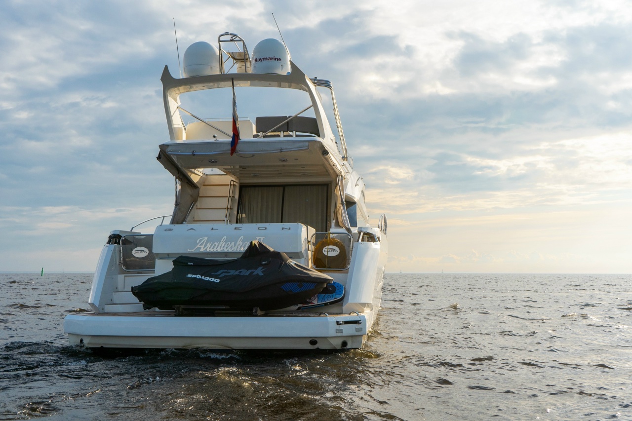 Galeon 64 / Галеон 64