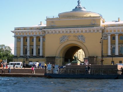 Джаз под разводными мостами на теплоходе «Ряпушка»