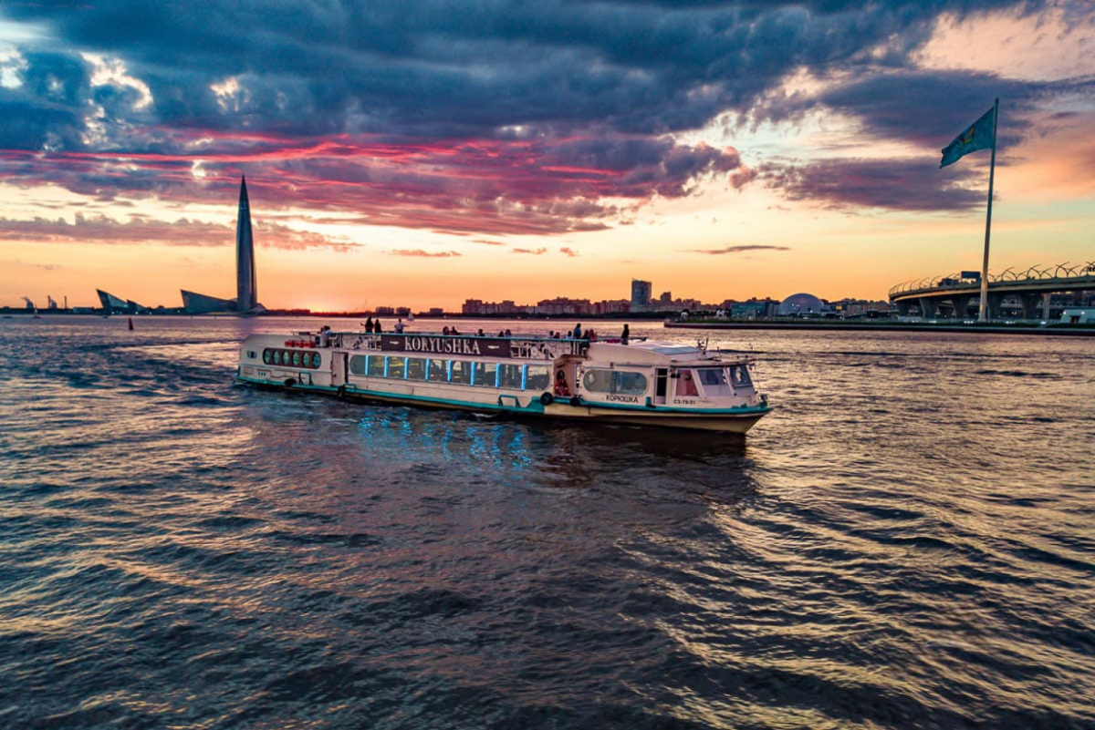 Ужин круиз вдоль Северных Островов