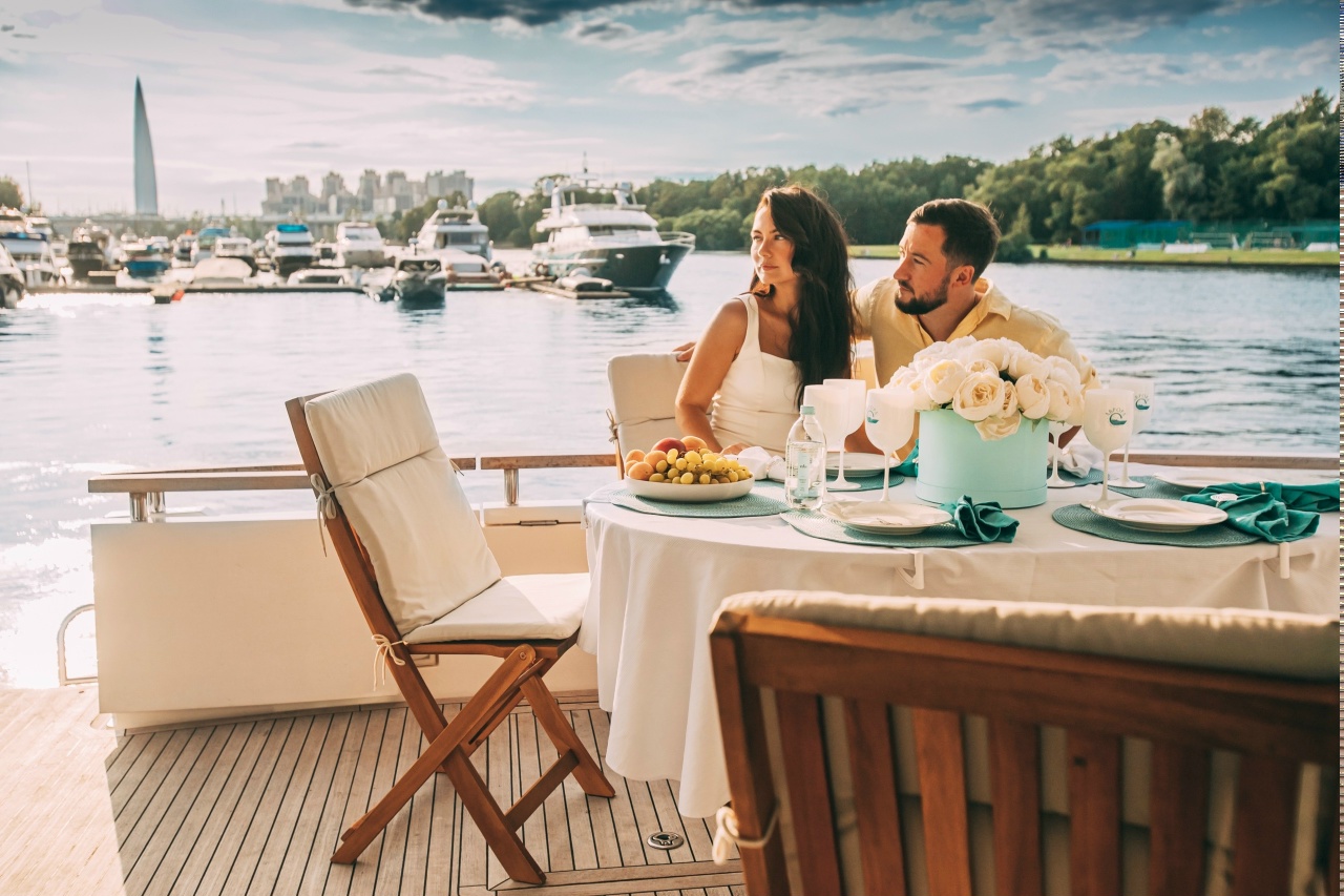 Аврора (Fairline 68)