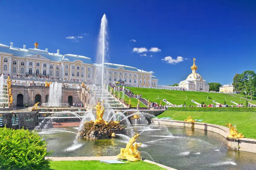 Петергоф и Кронштадт