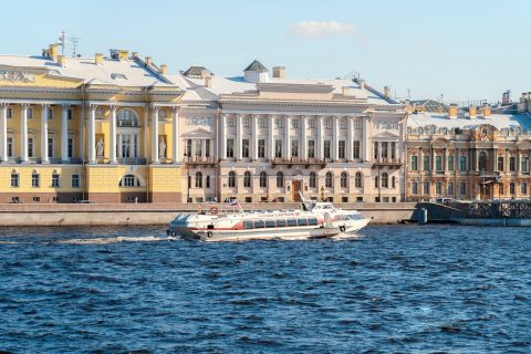 Экскурсия в музей «Прорыв» и крепость Орешек на метеоре