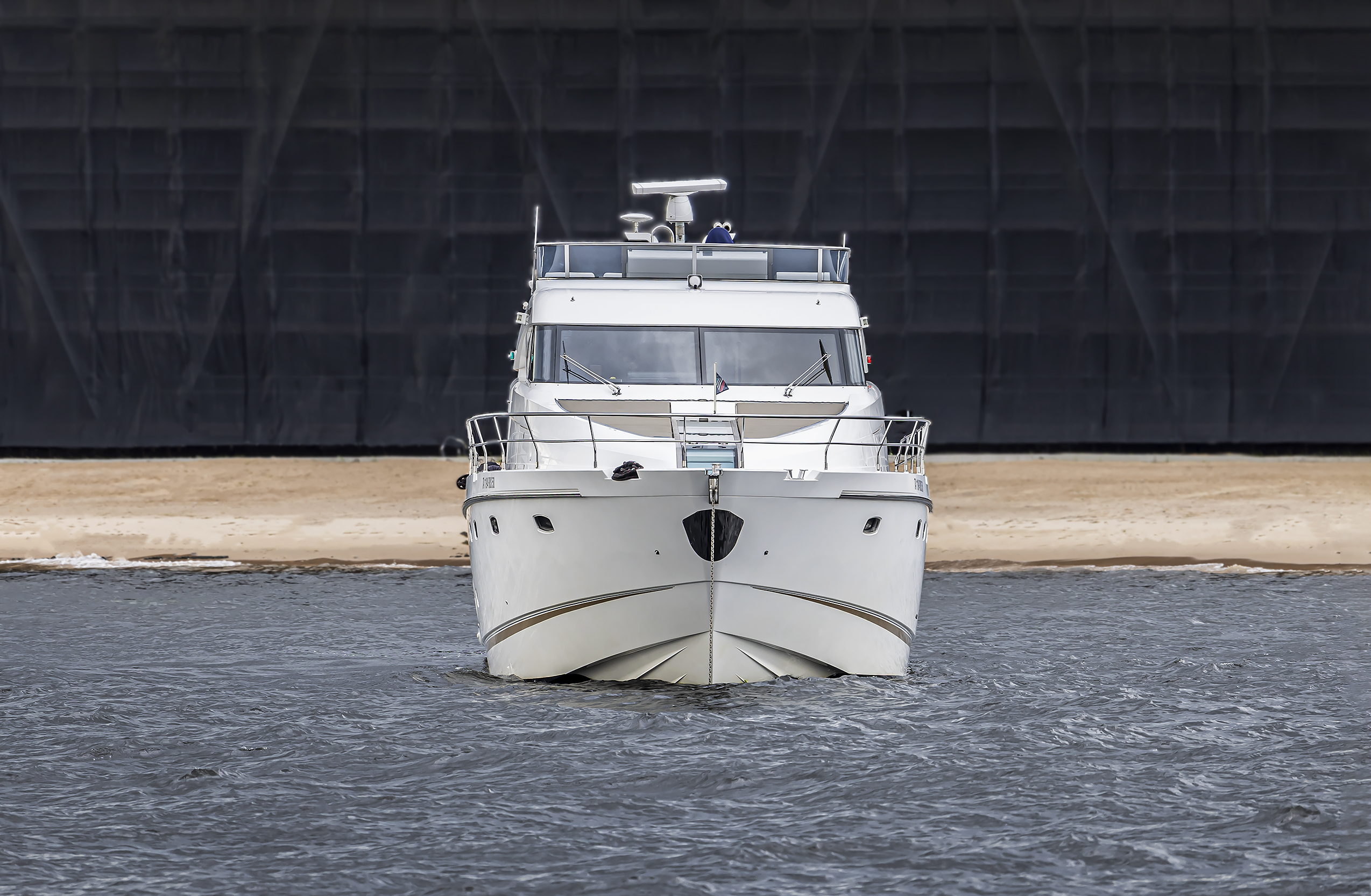 Fairline Squadron 65 / Фэирлайн Сквадрон