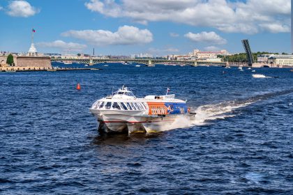 Кронштадт — Санкт-Петербург