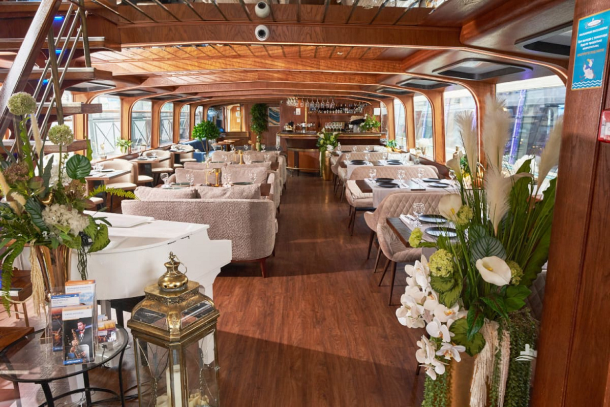 Джаз под разводными мостами