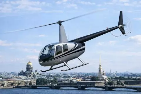 Robinson R44