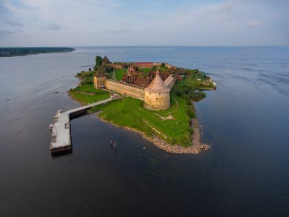 Экскурсия в музей «Прорыв» и крепость Орешек на метеоре